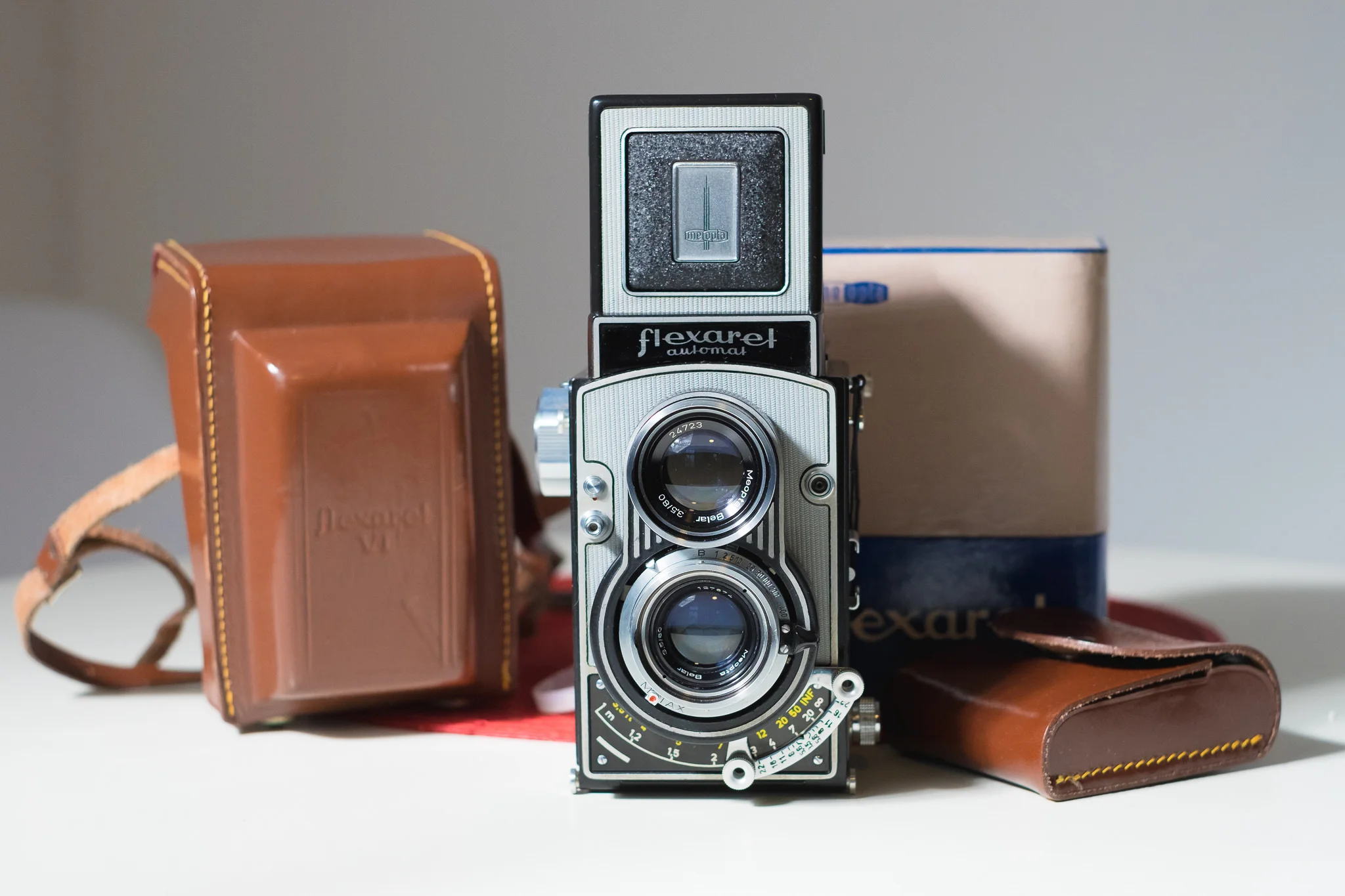 Meopta Flexaret V 二眼レフカメラ with case. Meopta Flexaret V - Camera – Kamerastore